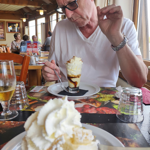 Glace
