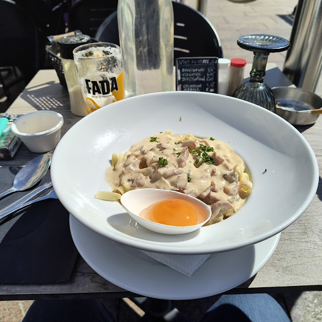 Pâtes À la Carbonara