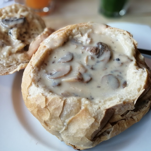 Pita Pollo Champiñón