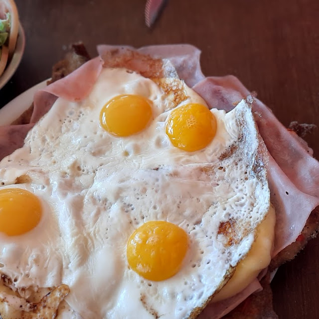 Milanesa A la Napolitana A Caballo