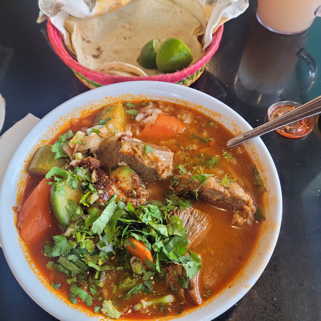 Mole De Olla