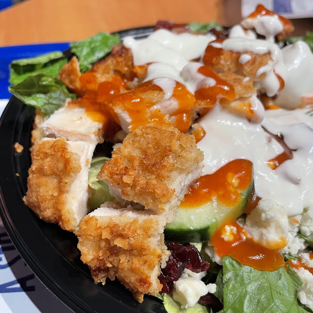 Crispy Chicken Salad w Blue Cheese and French Dressing