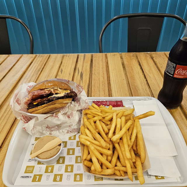Duplo Bacon Fritas Bebidas