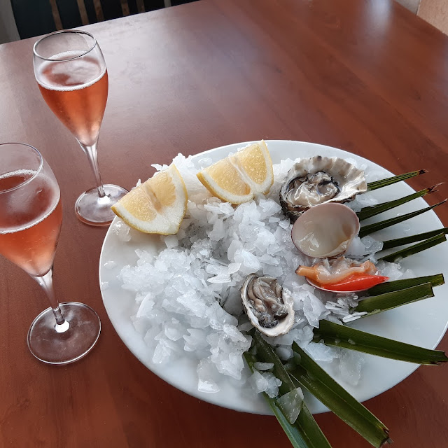 Ostriche Vongole Prosecco