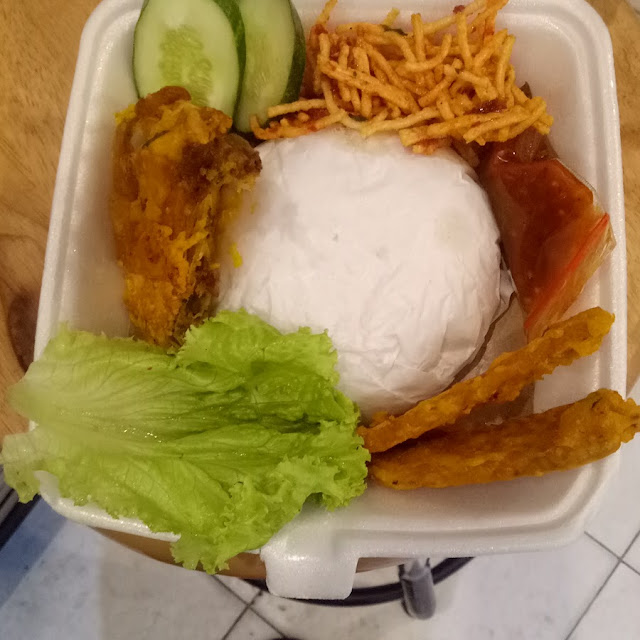 Ayam Penyet