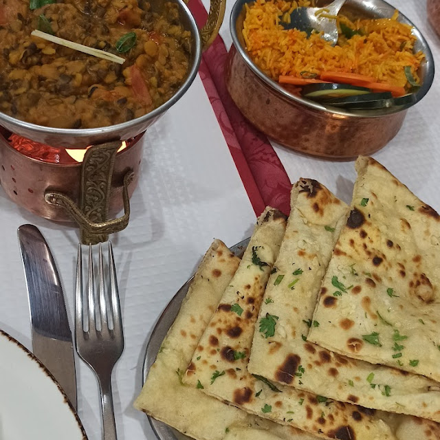 Garlic Naan Chicken Tikka Masala