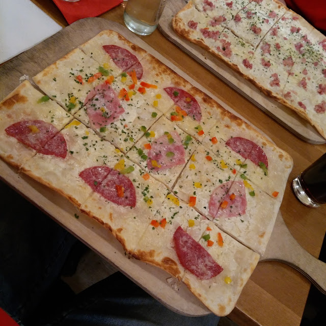 Salami Und Schinken