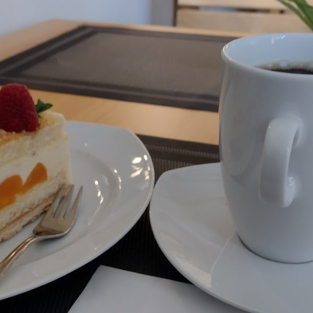 Creme Brullee Torte