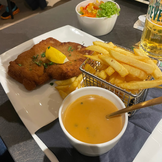Wiener Schnitzel Pfeffersauce