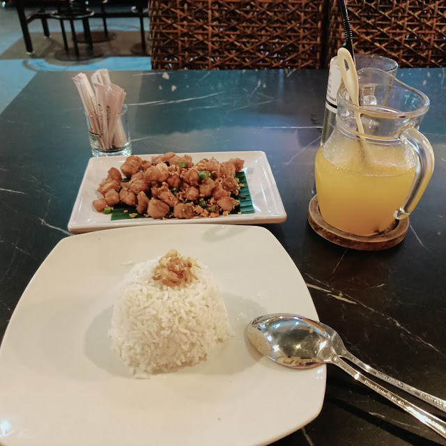 Paket Nasi Ayam Goreng kecil2 Cabe Bijau