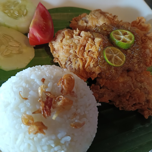 Nasi Ayam Geprek