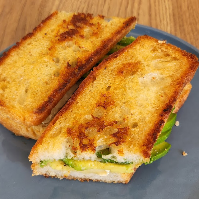 Avo Brie Sandwich