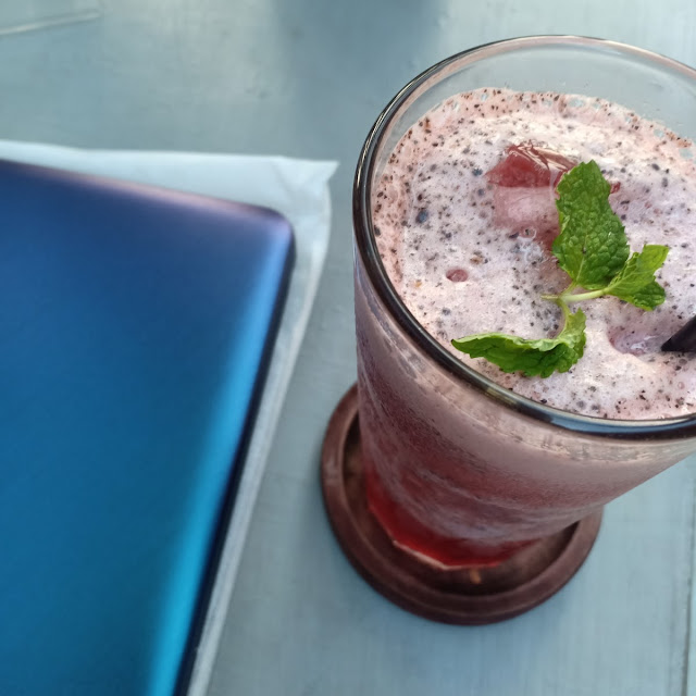Strawberry Tea