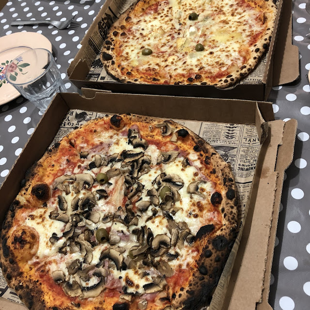 Très Bonnes Pizzas