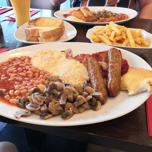 English Breakfast