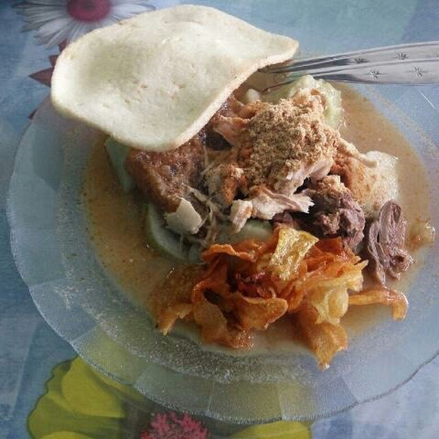 Lontong Opor