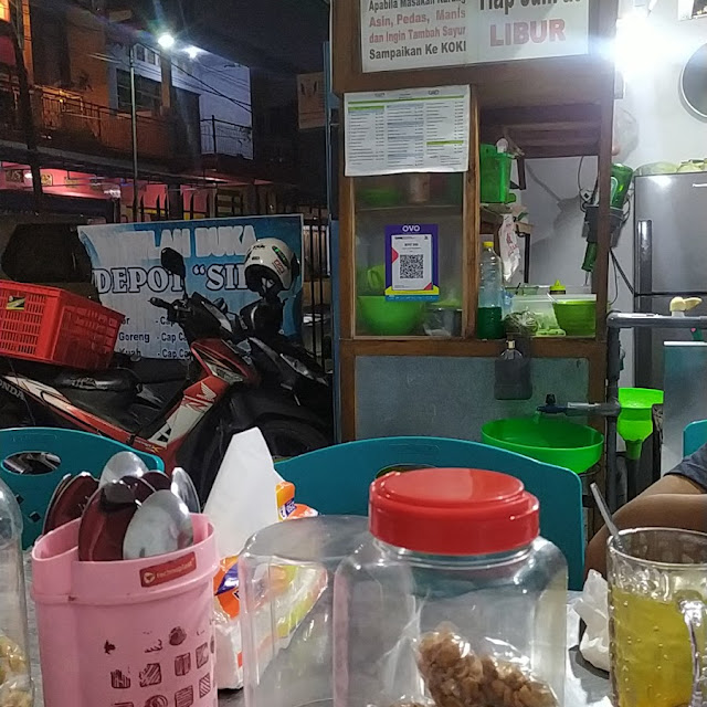 Nasi Goreng Dan Mi Goreng
