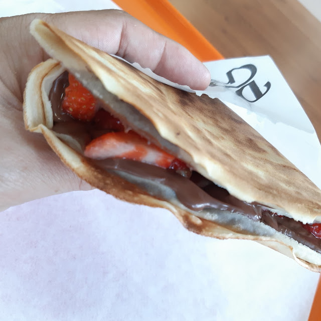 Crepe de Morango Com Nutella