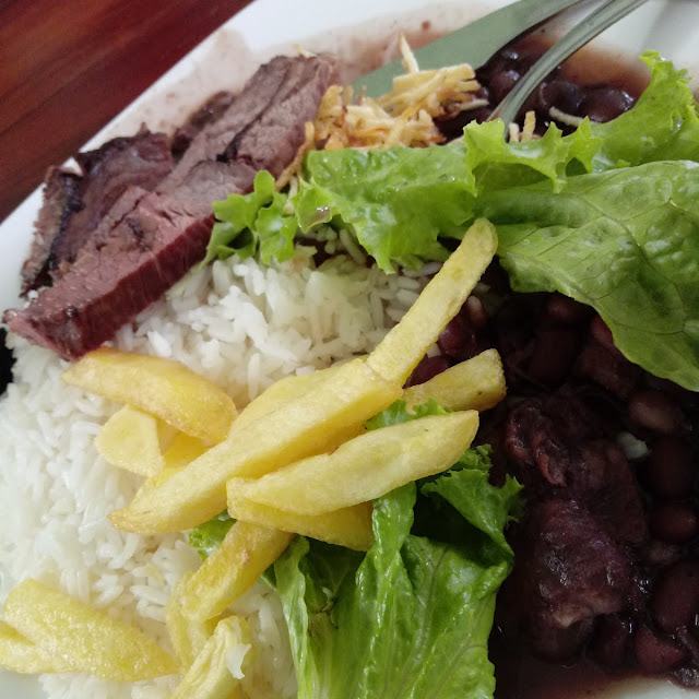 Feijoada No Fogão à Lenha