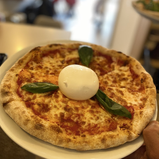 Margarita Y Burrata