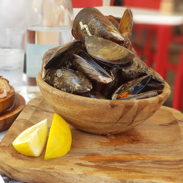 Mejillones Al Vapor