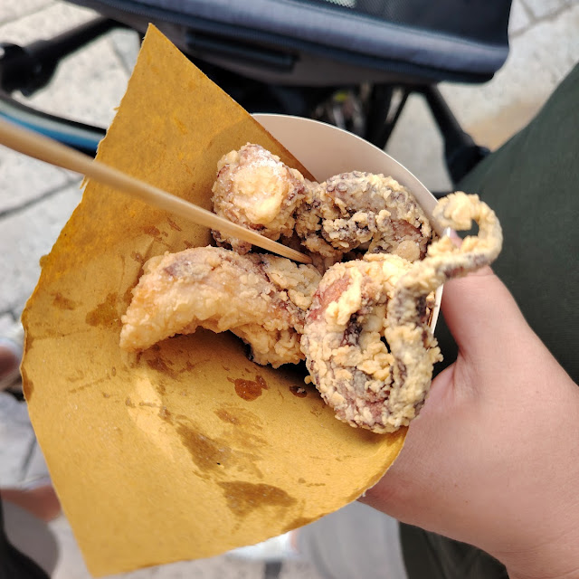 Bread with Fried Octopus