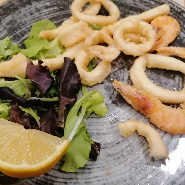 Frittura Di Calamari E Gamberi