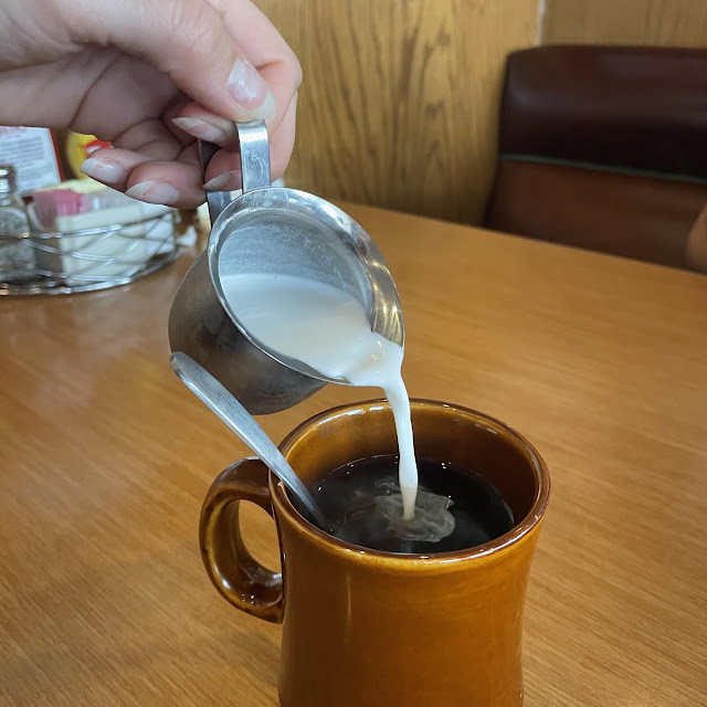 Dot Coffee Shop