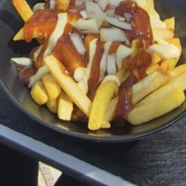 Chips and Gravy
