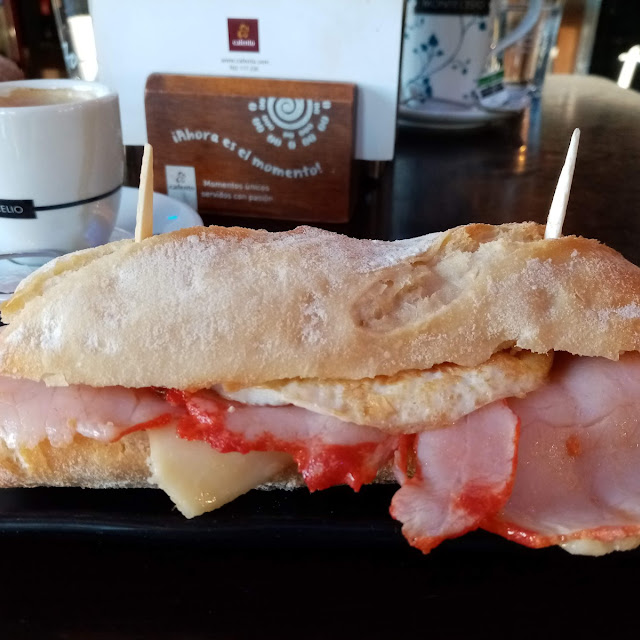 Pinchos de Lomo Queso Y Huevo A la Plancha