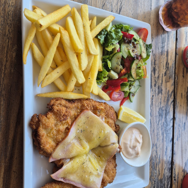 Malibu Chicken Schnitzel