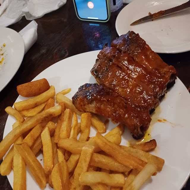 Barbecue Ribs and French Fries