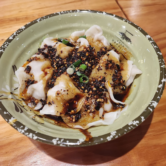 Wontons in Spicy Sauce