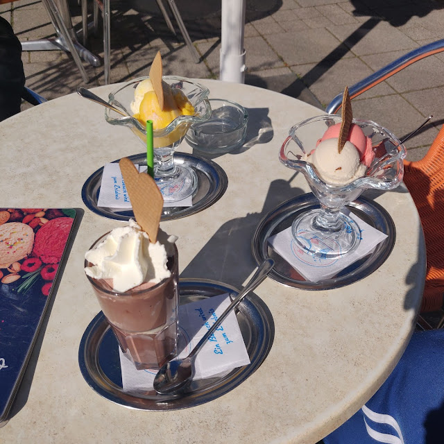 Chocolate Ice Cream Sundae