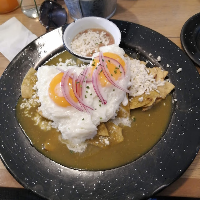 Chilaquiles Verdes Con Pollo