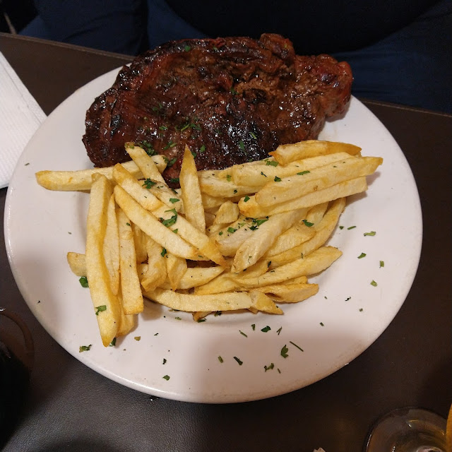 Bife de Chorizo Con Guarnición