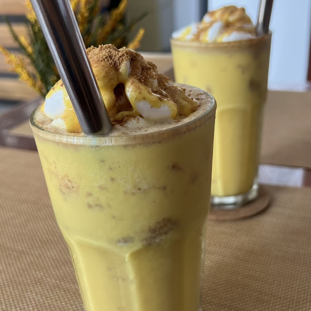 Mango Graham Shake