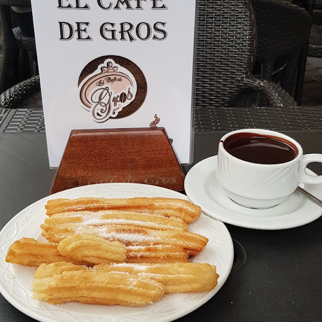 Chocolate A la Taza Y Churros