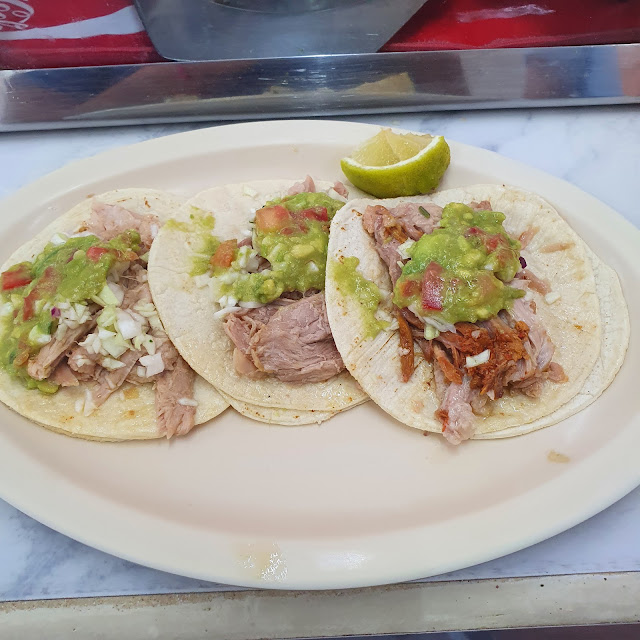 Tacos de Lechón Al Horno