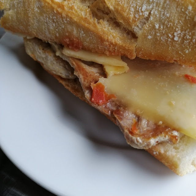Bocadillo Lomo
