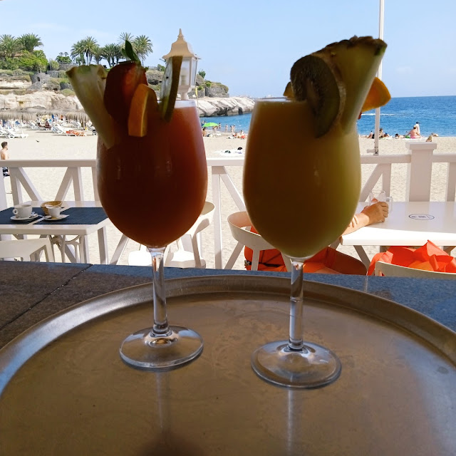 Cocktail de Frutas Sin Alcohol
