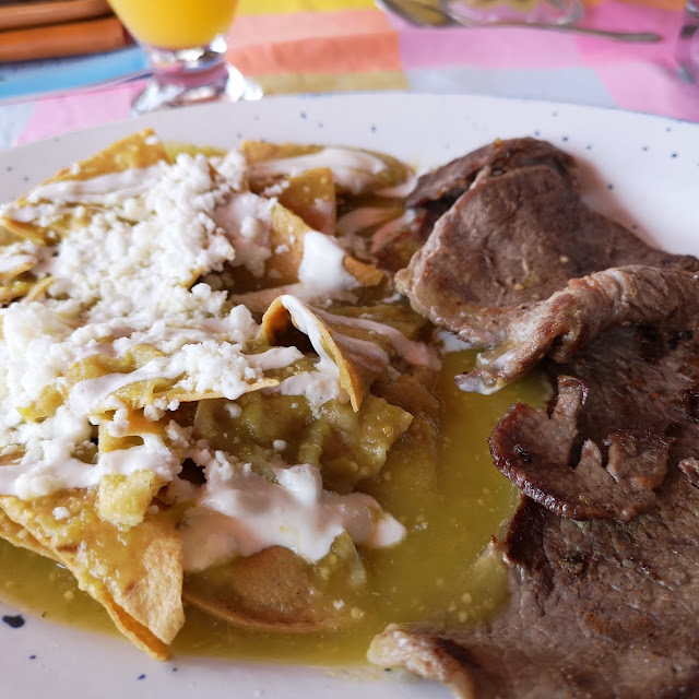 Chilaquiles Verdes O Rojos Con Pollo