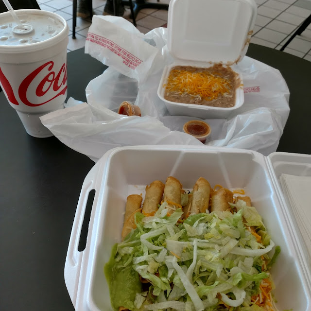 10 Rolled Tacos with Guacamole or the 32
