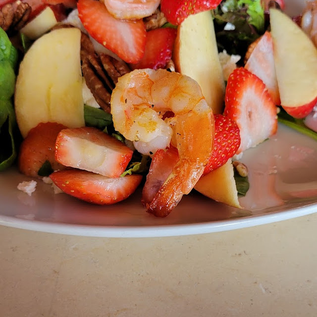 Salad with Shrimp