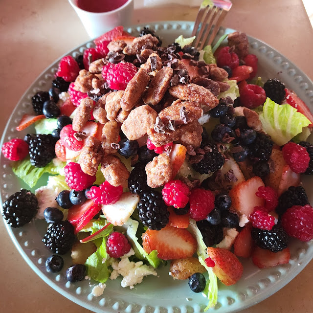 Detroit Salad