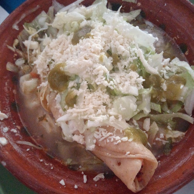 Tacos Dorados Con Consome