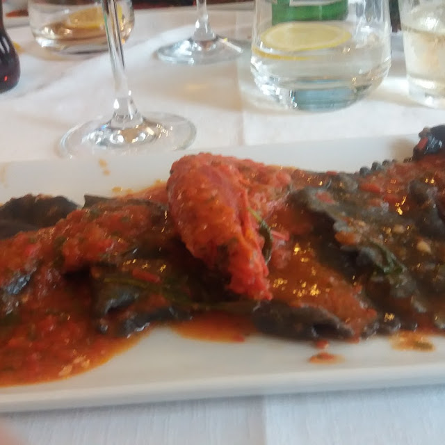 Ravioli Al Nero Di Seppie Con Gamberoni