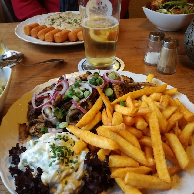 Gyros Mit Tsatsiki