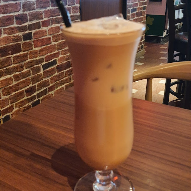 Iced Milk Tea
