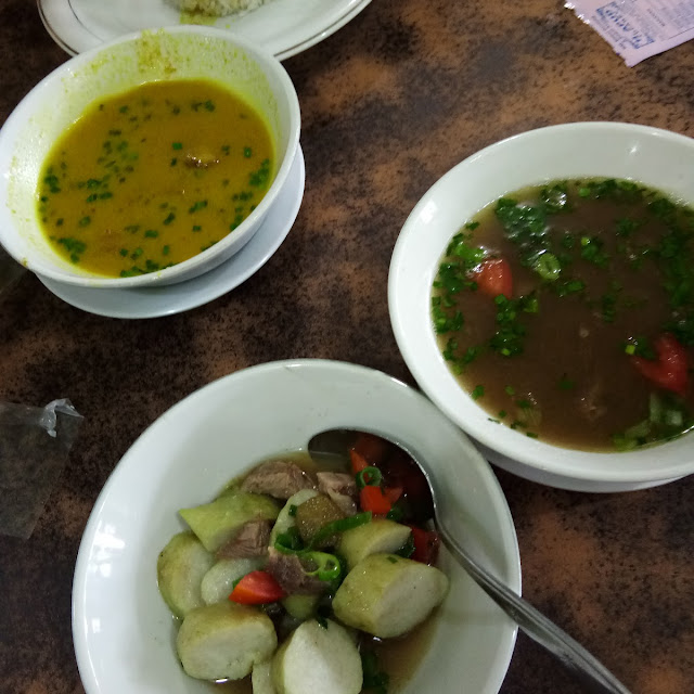 Empal Gentong Dan Empal Asem